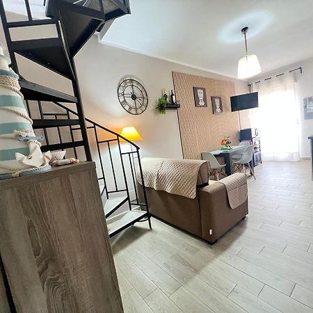 La Casa Di Ariel Apartment Porto Empedocle Luaran gambar