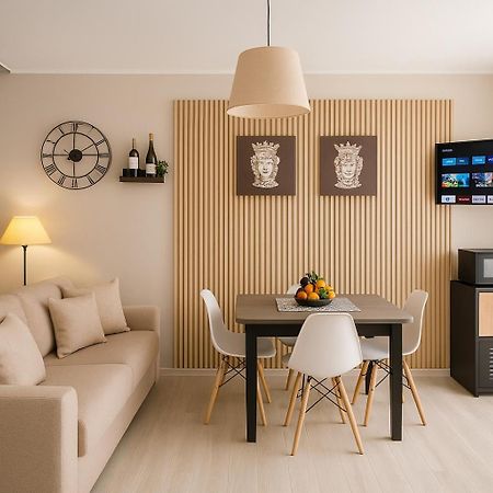 La Casa Di Ariel Apartment Porto Empedocle Luaran gambar