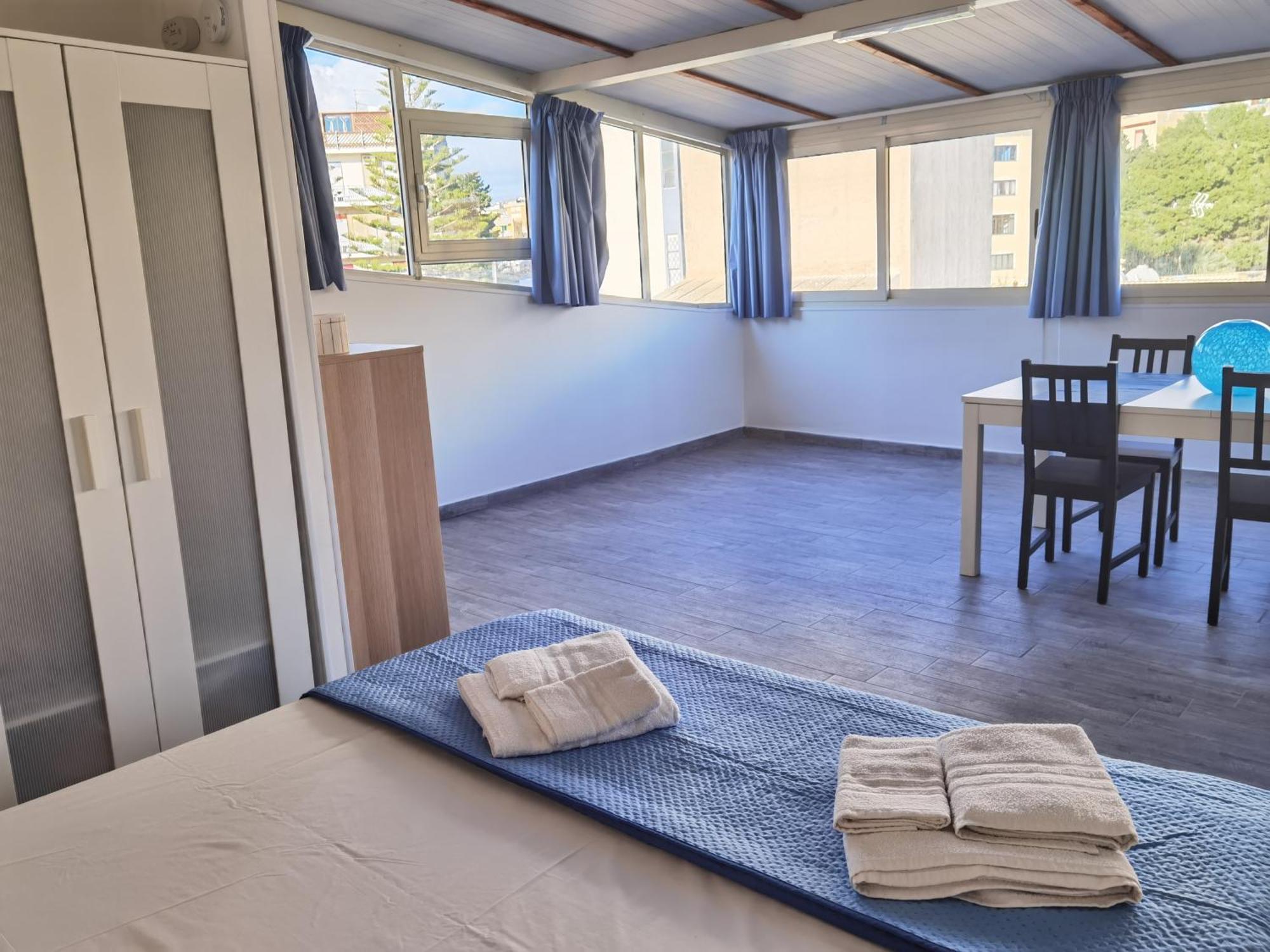 La Casa Di Ariel Apartment Porto Empedocle Luaran gambar
