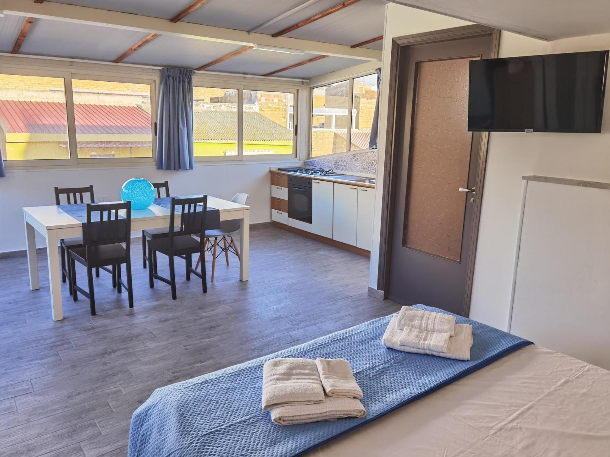 La Casa Di Ariel Apartment Porto Empedocle Luaran gambar